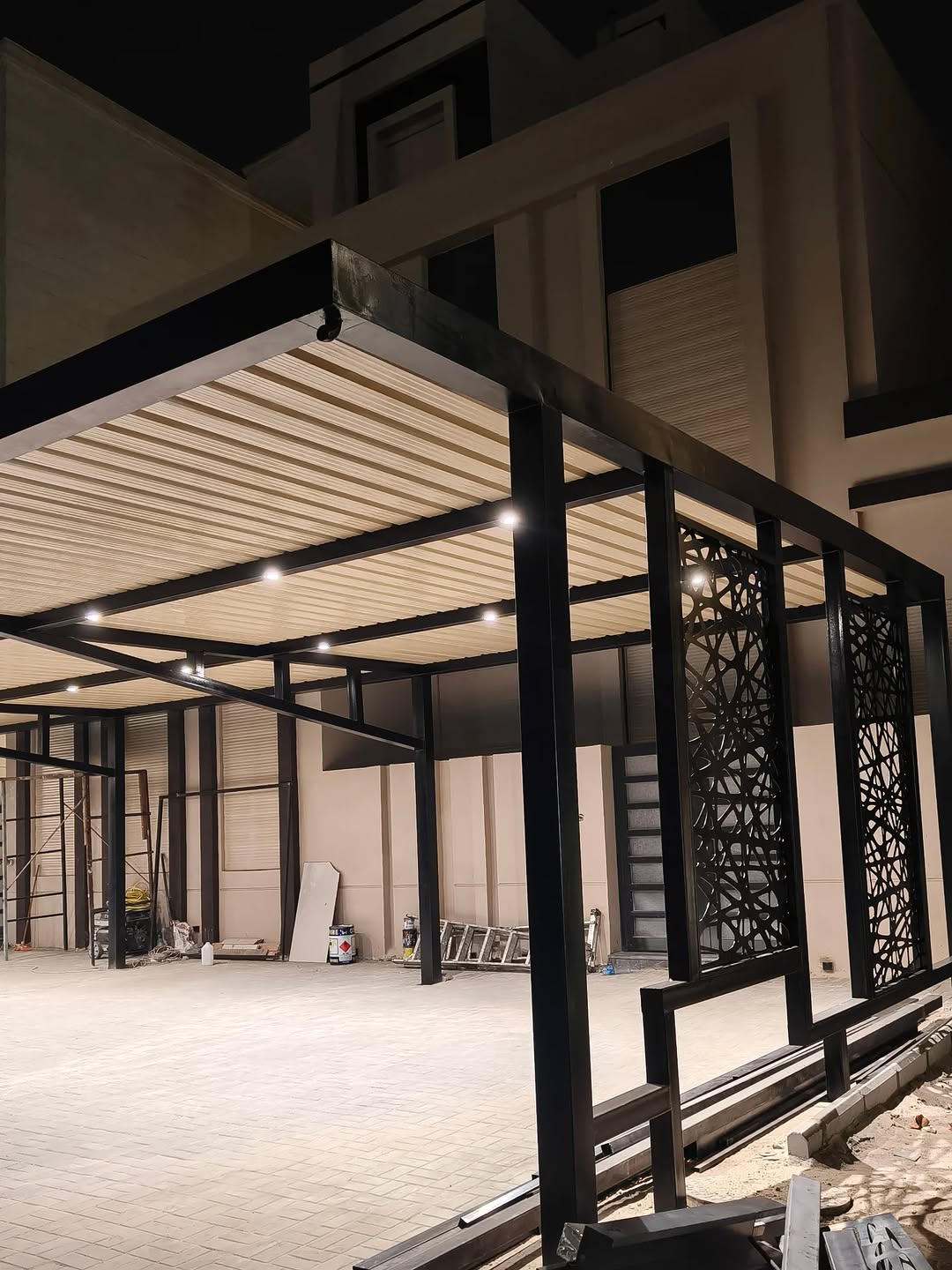 مضلات منزلية للسيارات با احجام وتصاميم مختلفة حسب طلب العميل