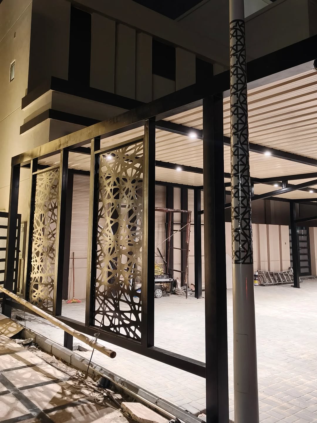 مضلات منزلية للسيارات با احجام وتصاميم مختلفة حسب طلب العميل