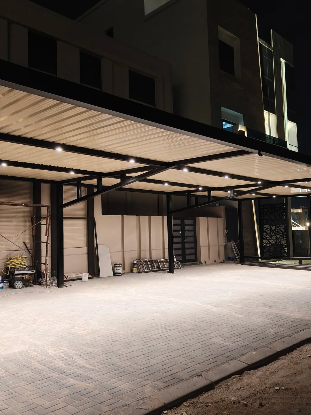 مضلات منزلية للسيارات با احجام وتصاميم مختلفة حسب طلب العميل