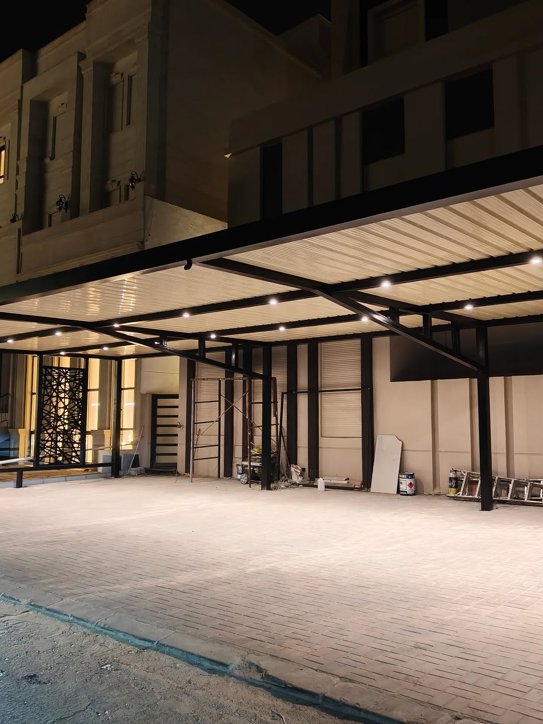 مضلات منزلية للسيارات با احجام وتصاميم مختلفة حسب طلب العميل