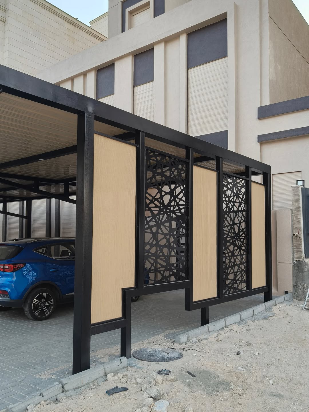 مضلات منزلية للسيارات با احجام وتصاميم مختلفة حسب طلب العميل