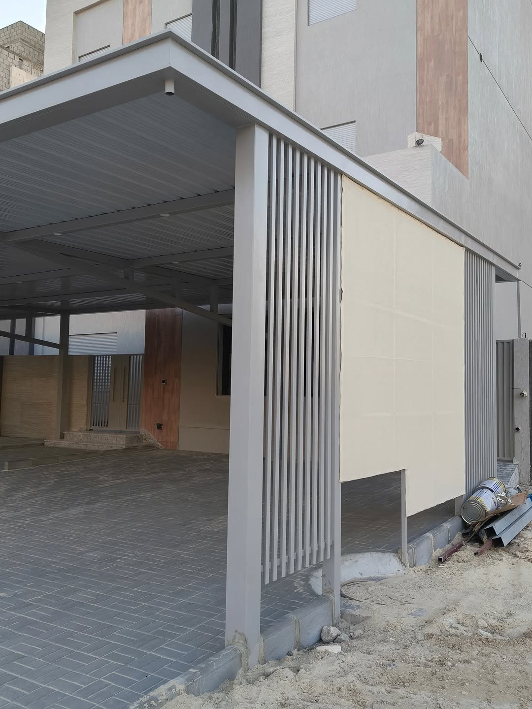 مضلات منزلية للسيارات با احجام وتصاميم مختلفة حسب طلب العميل