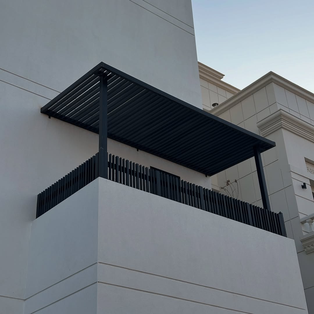 تركيبة مضلات خارجية في حدائق المنازل