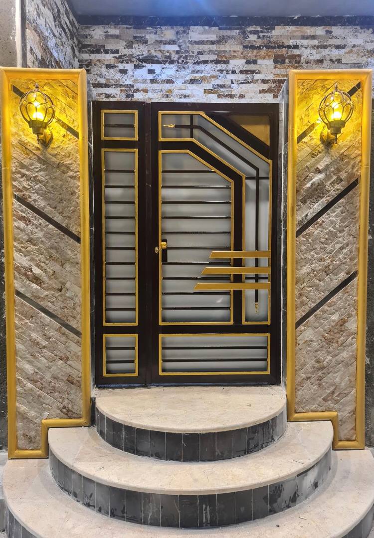 اعمالنا في صناعة الابواب وتركيبها