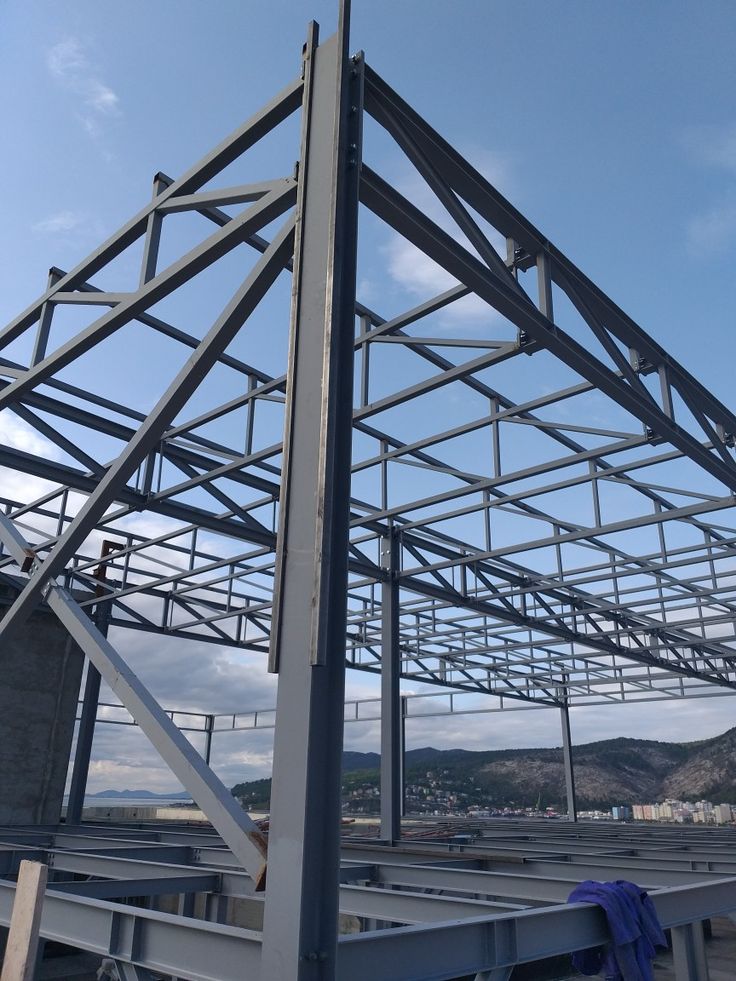 اعمالنا في صناعة وتجهيز وتركيب الهناجر