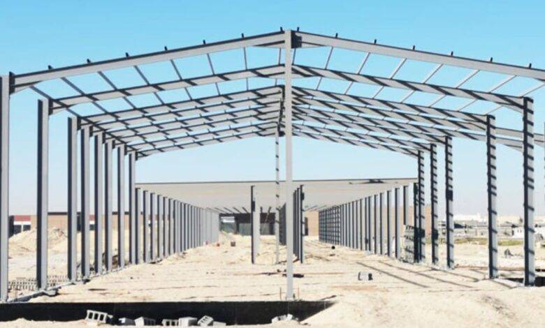 جولة مصورة داخل مستودع تم تسليمه وهو يعمل بكامل طاقته.